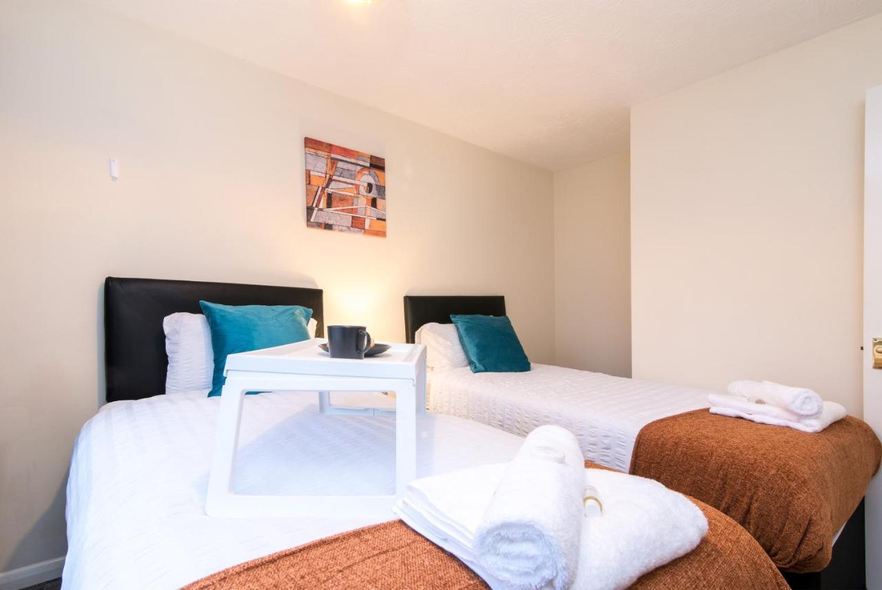 Coventry- Perchfoot 3 Bedroom Contractor And Pet-Friendly Spacious House By Sublime Stays ภายนอก รูปภาพ