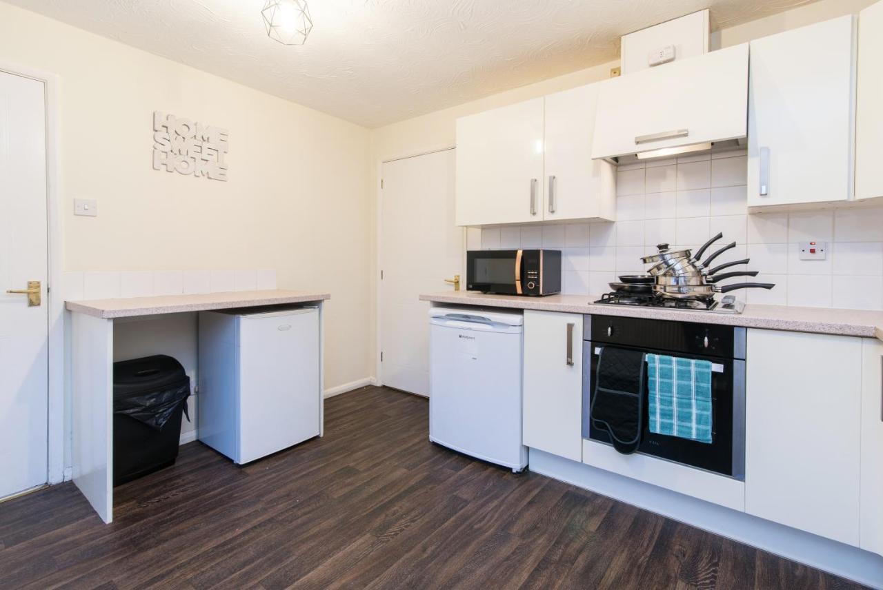 Coventry- Perchfoot 3 Bedroom Contractor And Pet-Friendly Spacious House By Sublime Stays ภายนอก รูปภาพ